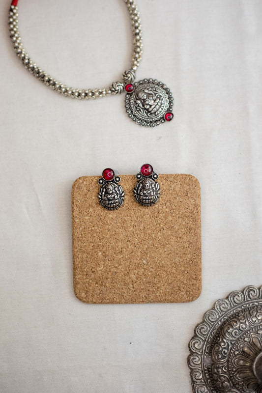 Silver finish Cluster type thushi necklace -42A