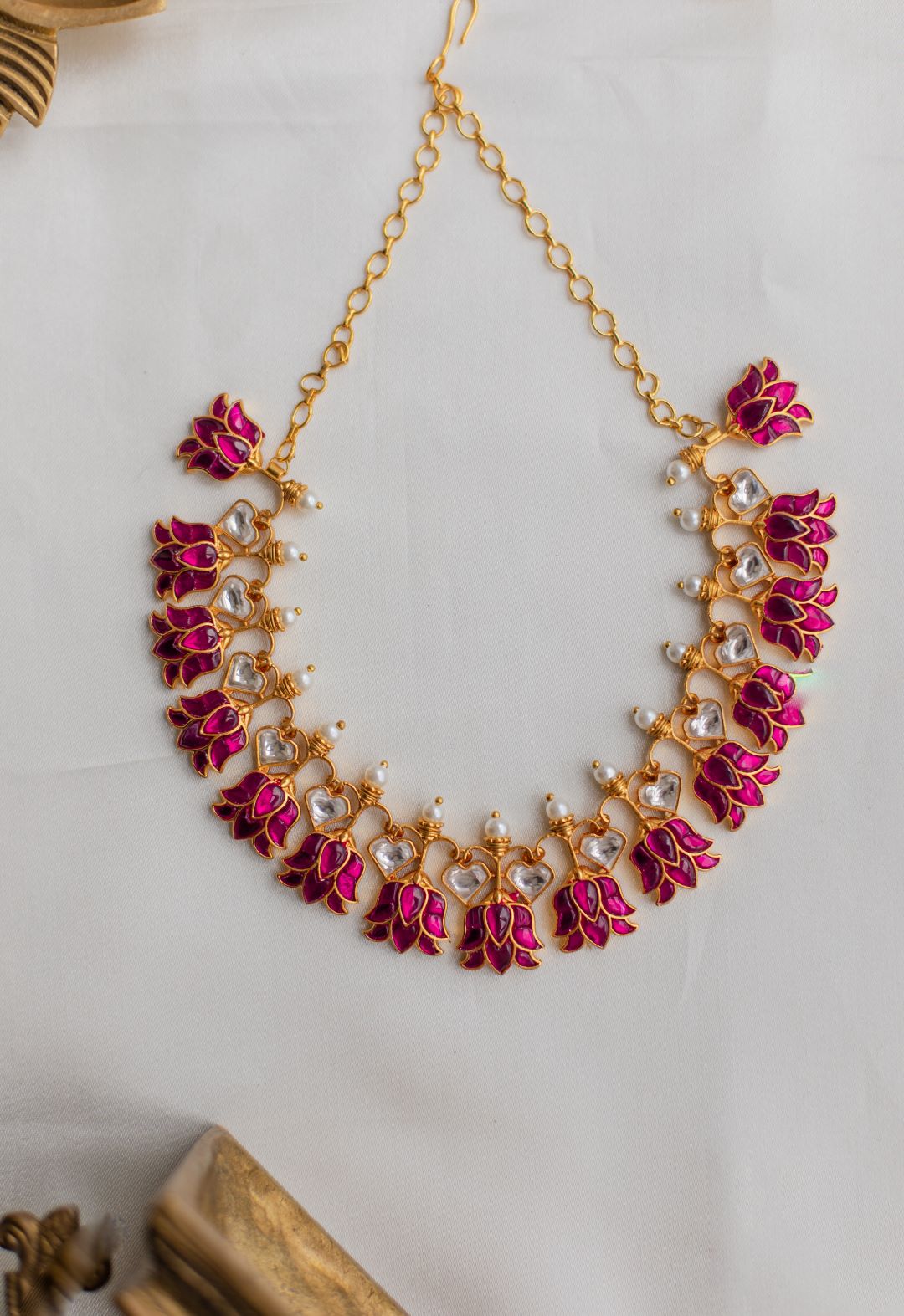 Gold Finish Revers Lotus & Heart Kundan Necklace