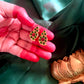 Small Mango motifs stud  - Green