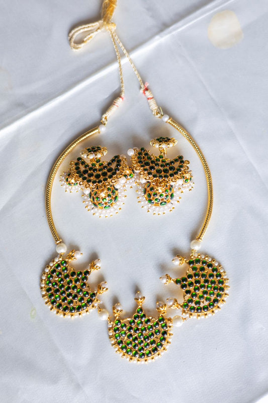 imitation Kemp- 3 pirai pendant green with jhumka -39